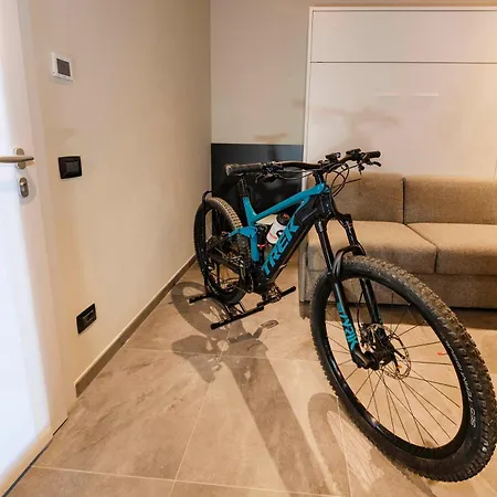 Italianflat - Verona's River, Free Parking For Car & Bike, Nature, Relax Guest house *