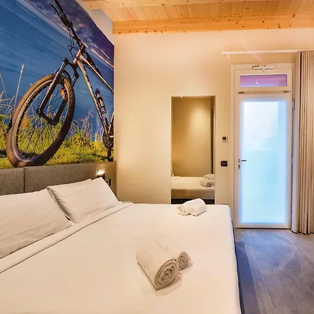 Italianflat - Verona's River, Free Parking For Car & Bike, Nature, Relax Guest house