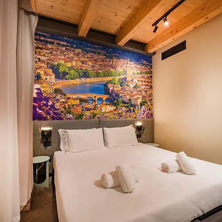 Italianflat - Verona's River, Free Parking For Car & Bike, Nature, Relax Guest house Verona
