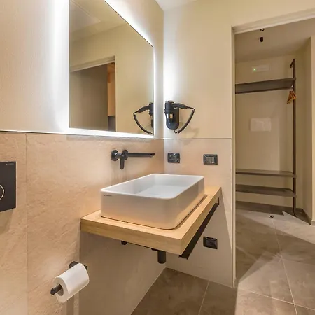 Italianflat - Verona's River, Free Parking For Car & Bike, Nature, Relax Guest house *