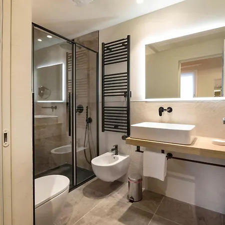 Italianflat - Verona's River, Free Parking For Car & Bike, Nature, Relax Guest house