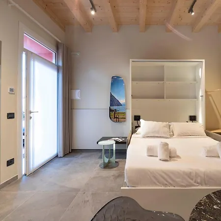 Italianflat - Verona's River, Free Parking For Car & Bike, Nature, Relax