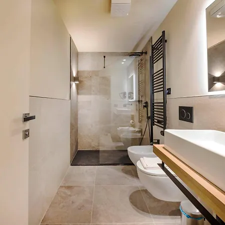 Italianflat - Verona's River, Free Parking For Car & Bike, Nature, Relax Guest house *