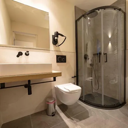 Italianflat - Verona's River, Free Parking For Car & Bike, Nature, Relax