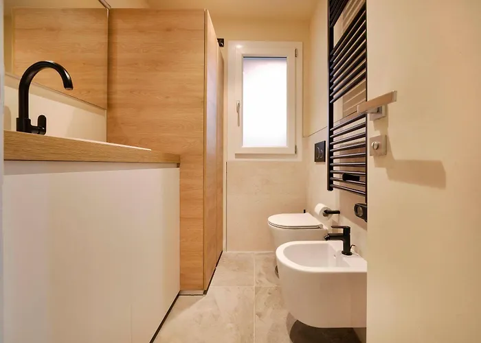 Italianflat - Verona's River, Free Parking For Car & Bike, Nature, Relax 3* ורונה