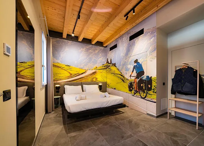 Italianflat - Verona's River, Free Parking For Car & Bike, Nature, Relax בית הארחה ורונה